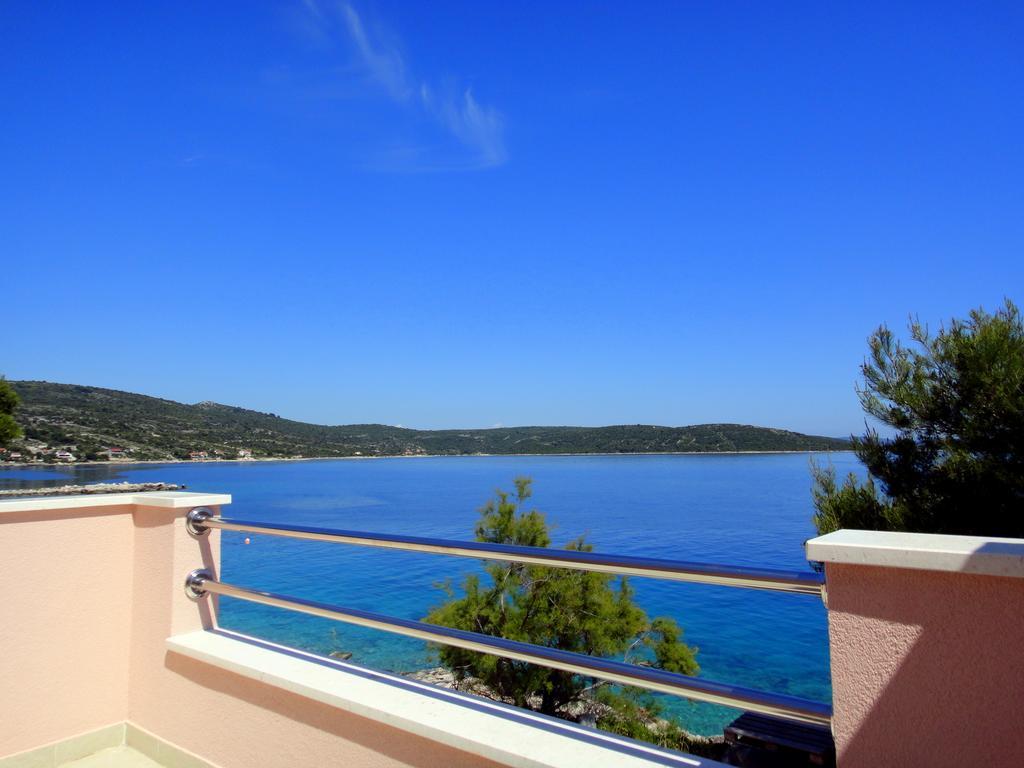 Apartments Blu Mare Севид Экстерьер фото